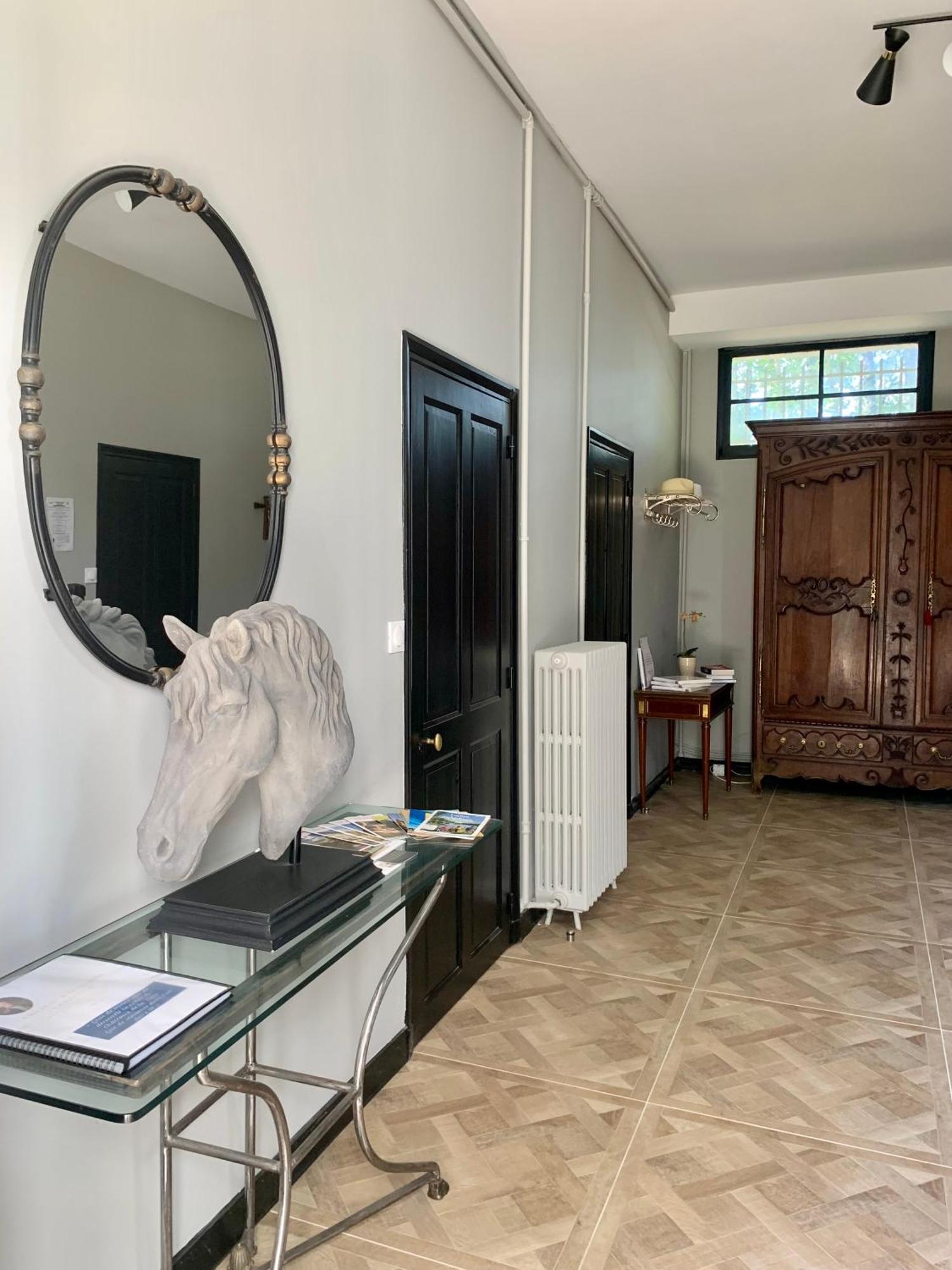 Chateau De L'epinay - Domaine Du Marquis De Lafayette Holiday home *